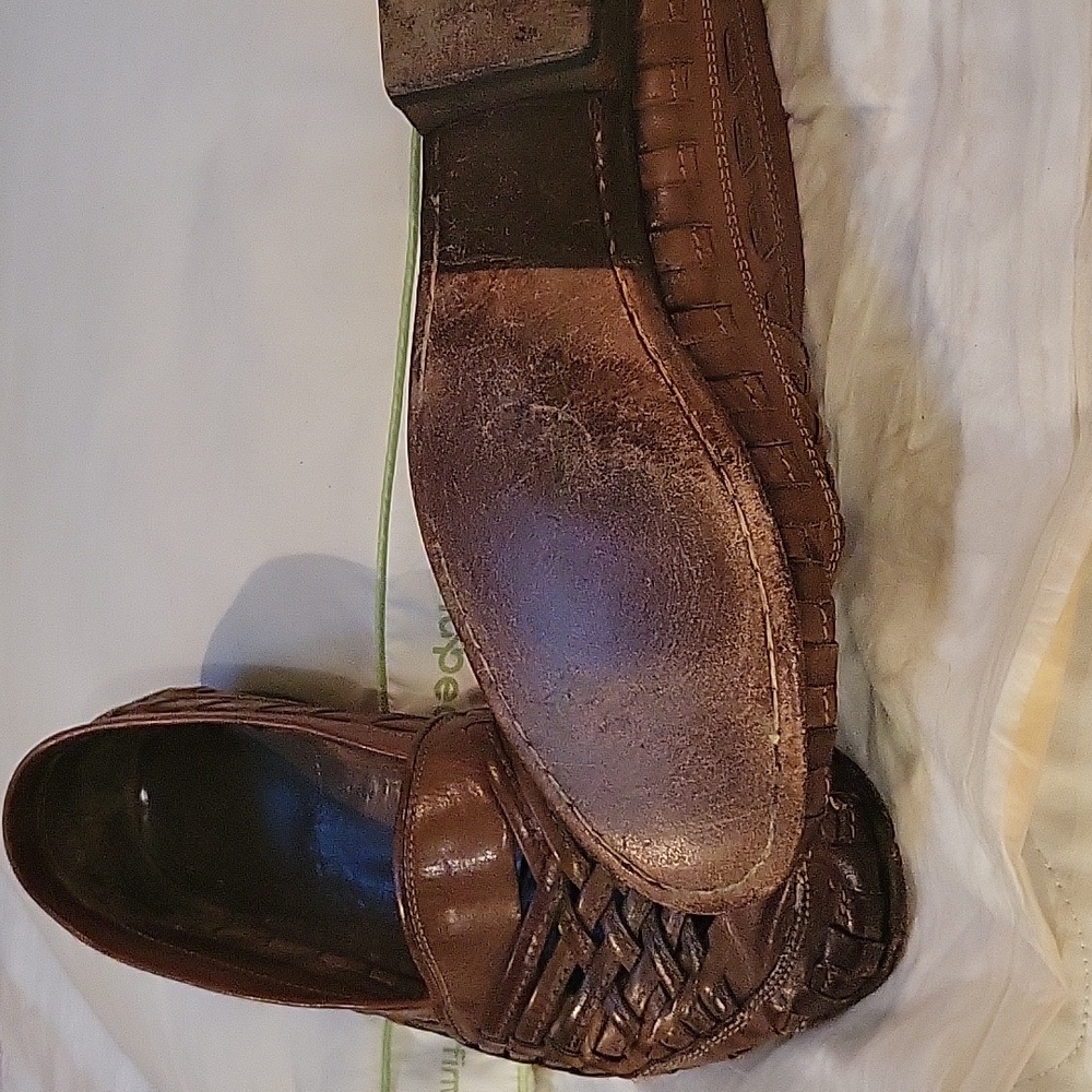 Braided toe brown loafers size 9M